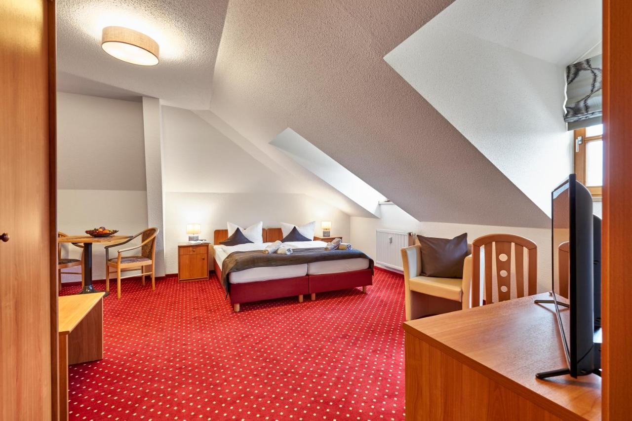 Landhotel Donaublick オーベルンツェル エクステリア 写真