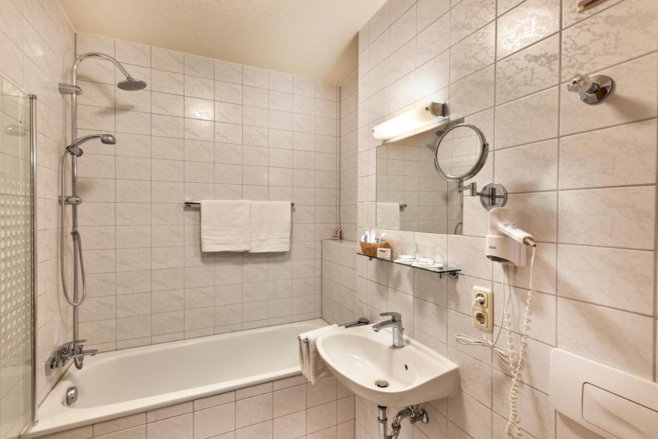 Landhotel Donaublick オーベルンツェル エクステリア 写真
